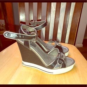 Used black and silver Guess wedges